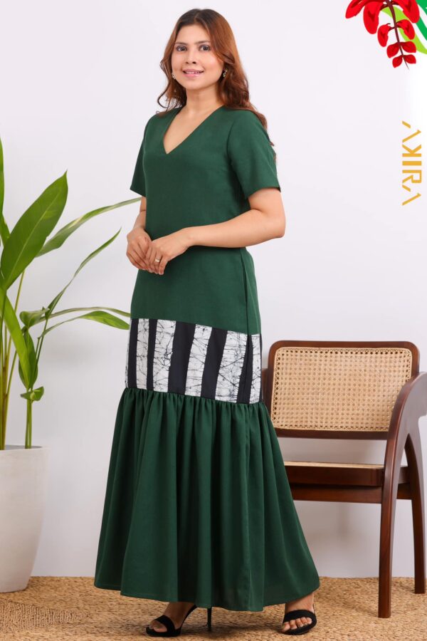 Azalea Linen Exclusive Dress