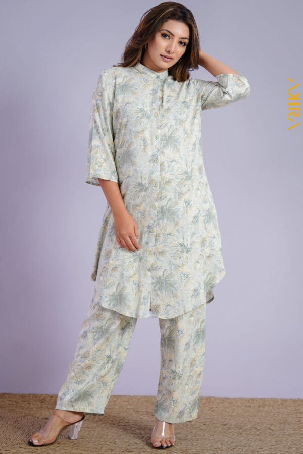 Meadow Detail Top And Pant