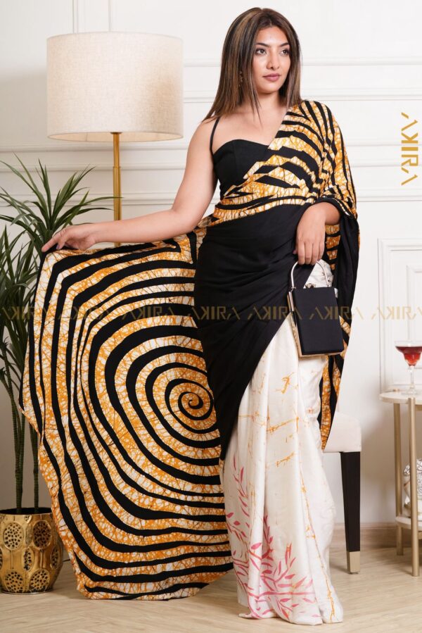 Exclusive Batik Silk Dainty Two Way Saree