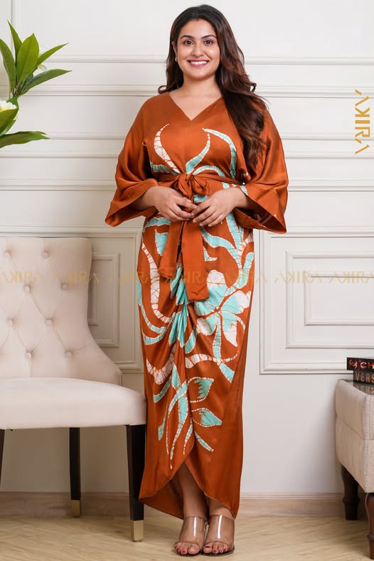 Melusia Detail Silk Party Dress