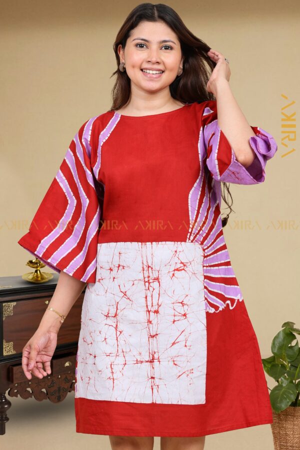 Allure contrast detail batik dress