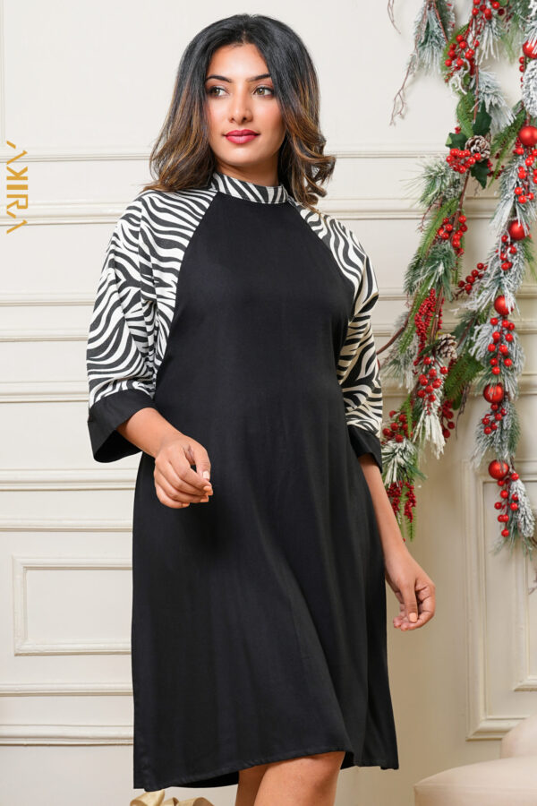 Aurixa Elegant Dress