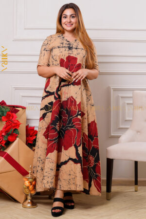 Queen’s Halo Dress