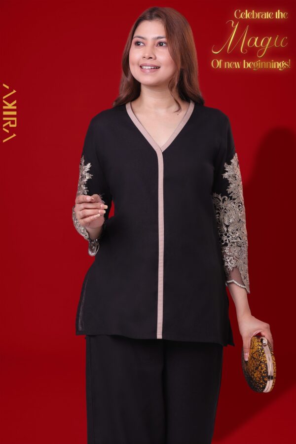 Veronica Elegance Top