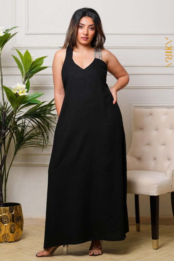 Winora Dark Dress