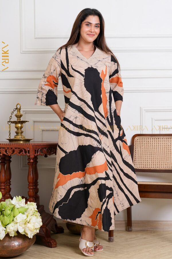 Elegance enclave batik dress