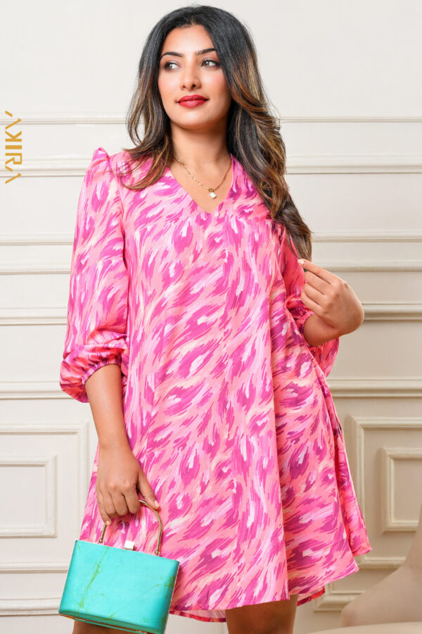 Pinkdaisy Elegant Dress