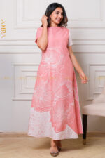 Queen - Flowery Dress