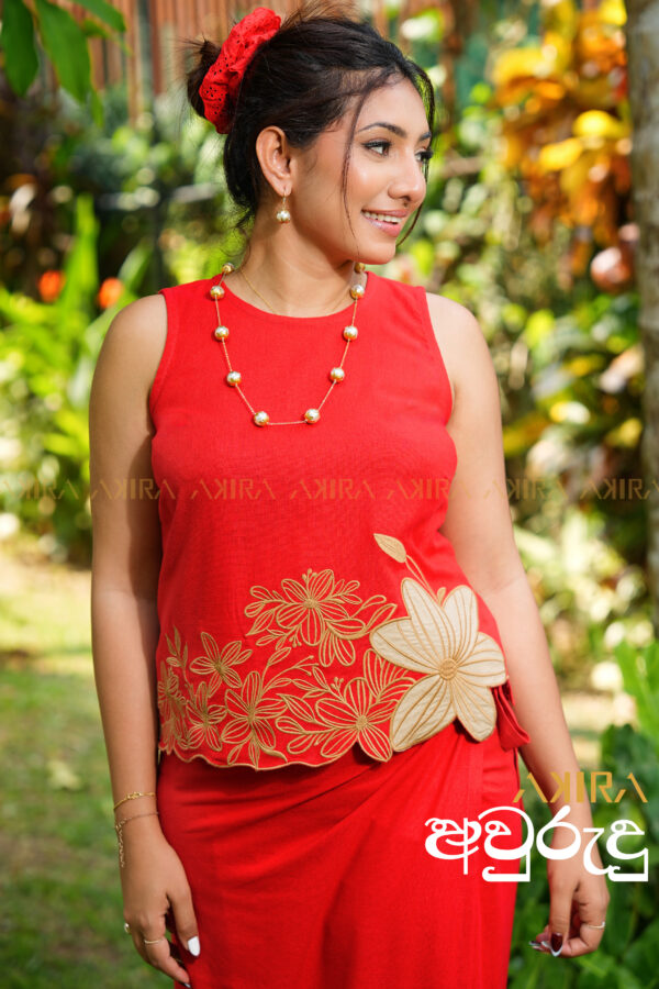 Duruthu අවුරුදු Elegance Top & Lungi