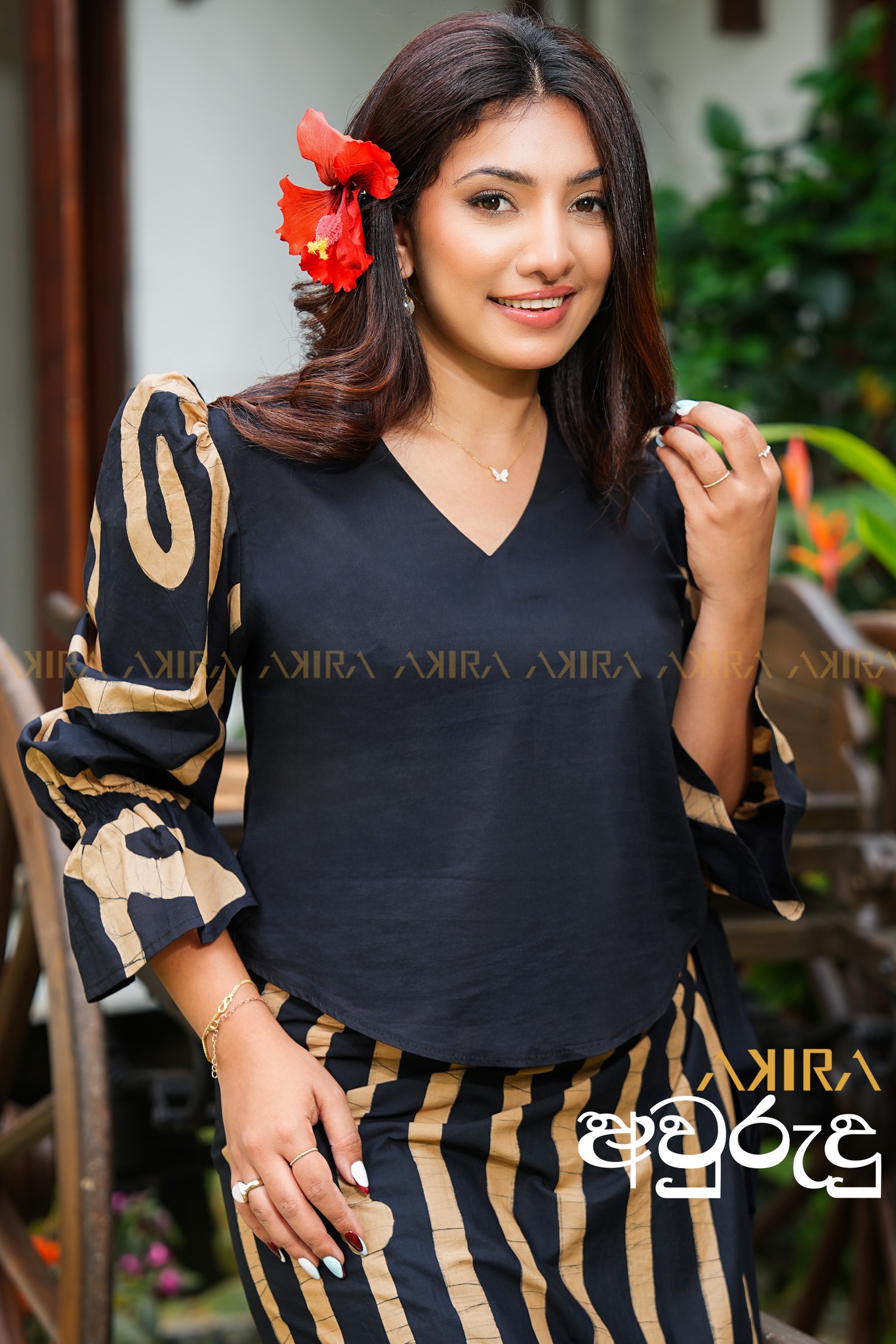 Golden may අවුරුදු batik top 1