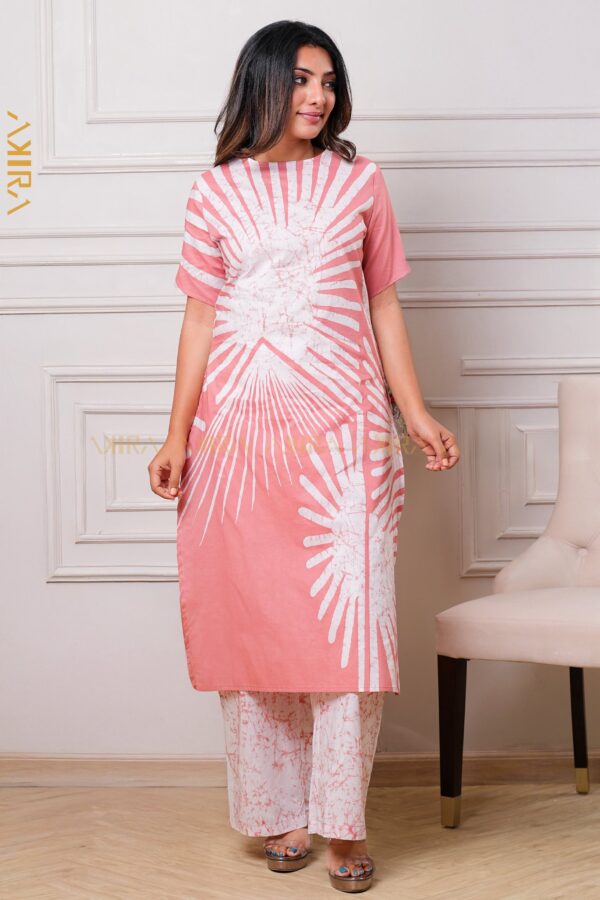 Lathafa pink batik long top