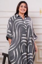 Moonpetal zag elegant dress