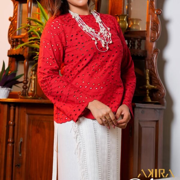 Oviya Detail Top