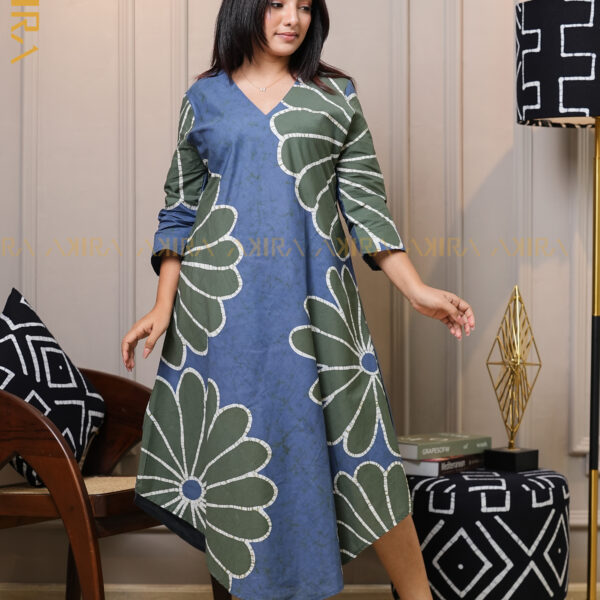 Gardernic moonlit Dress