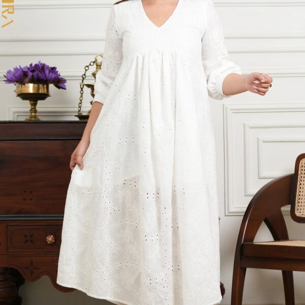 Clara Perfect Elegant Dress