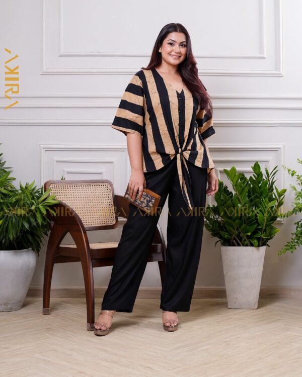 Limona Elite Batik Detail Top