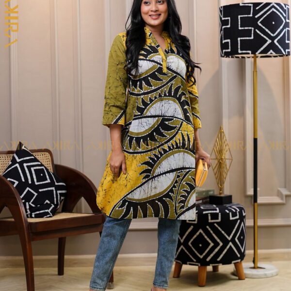 Dahila Designer Batik Kurthi Top