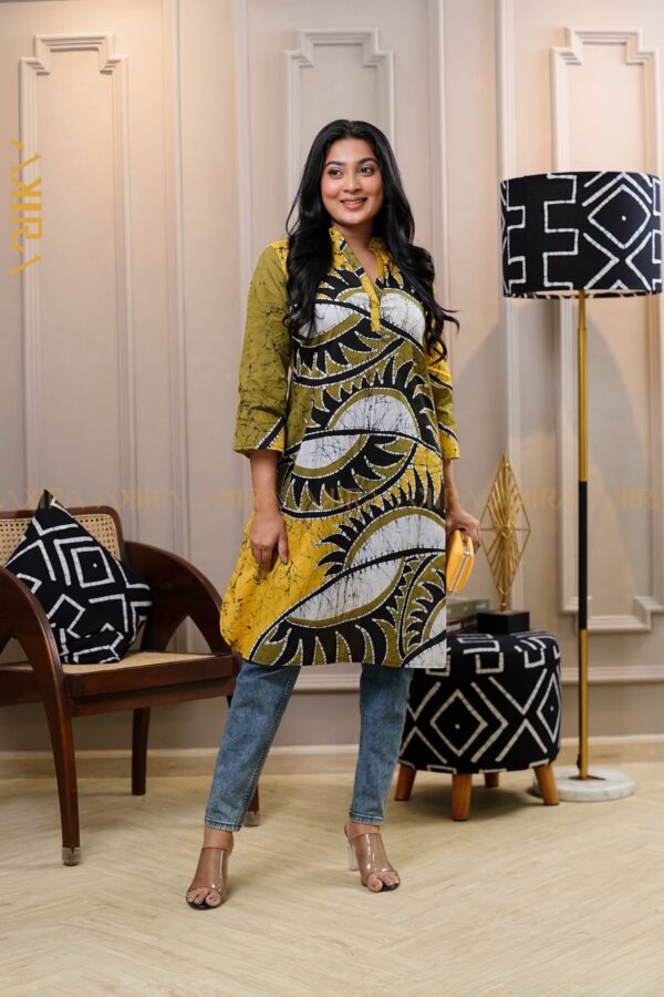 Dahila Designer Batik Kurthi Top
